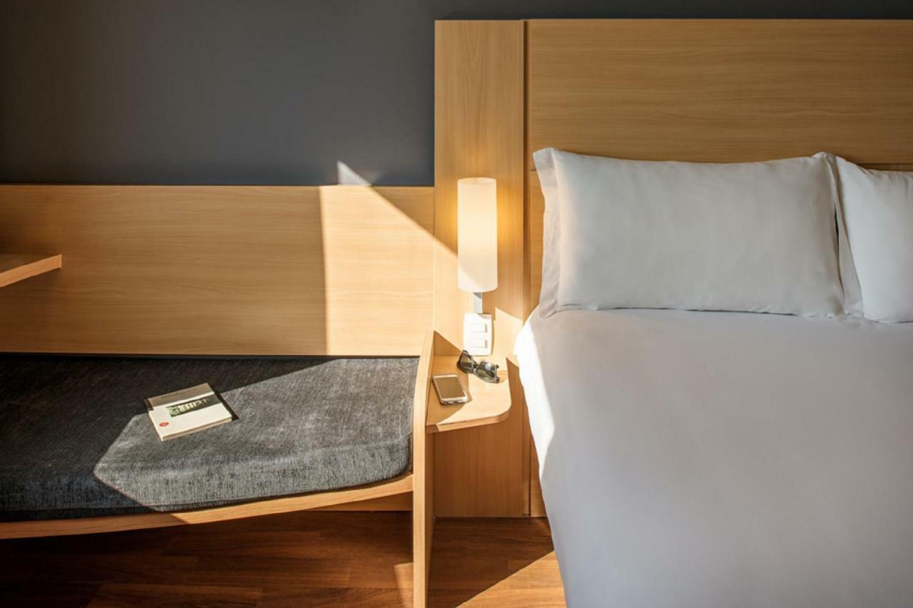 Ibis Colinas