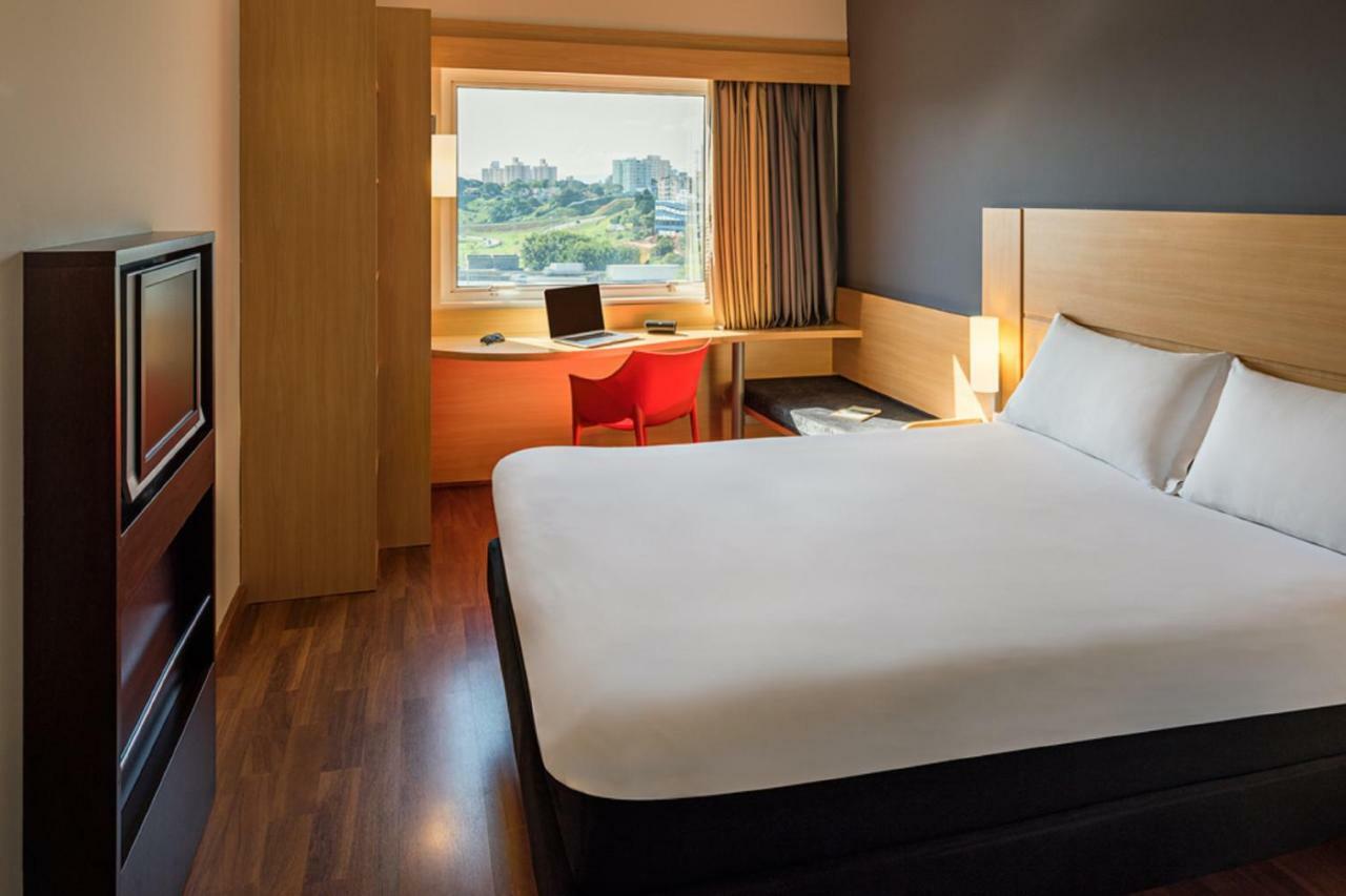 Ibis Colinas Hotel Sao Jose dos Campos