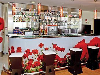 Ibis Colinas 酒店